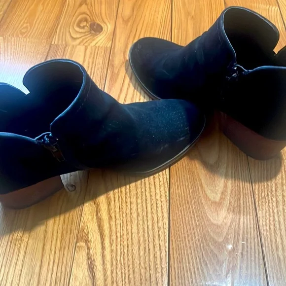 Life stride women’s black booties size 6 - Picture 3 of 4